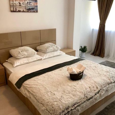 Anastasia Apartament Cu 2 Camere Orsova Bagian luar foto